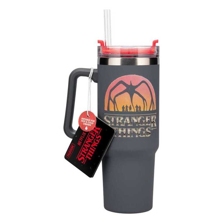 Stranger Things 5 Drinking cup with straw 900 ml - PP14605ST