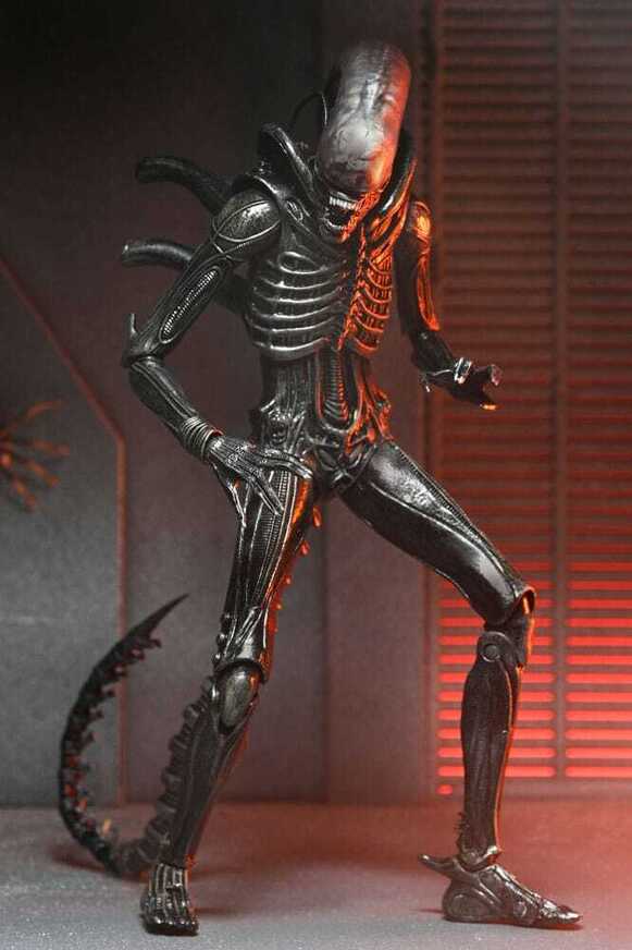 Alien: Romulus Action Figure Ultimate Xenomorph XX121 18 cm - NECA51742-01 