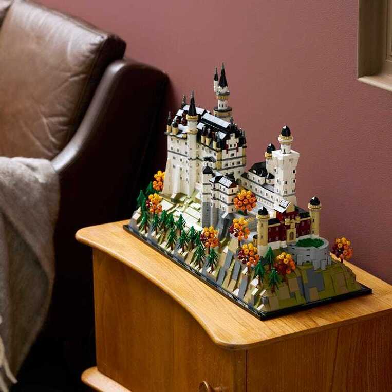 LEGO Architecture Neuschwanstein Castle Set - 21063 