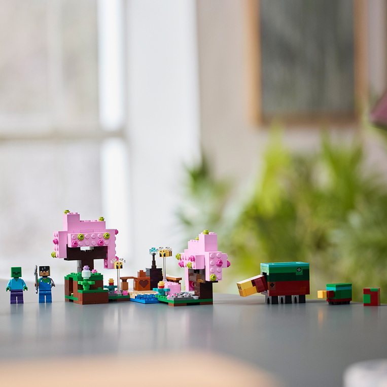 LEGO The Cherry Blossom Garden - 21260