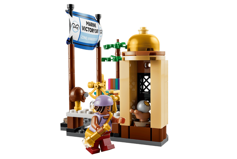 LEGO One Piece Garp's Marine Battleship - 75646