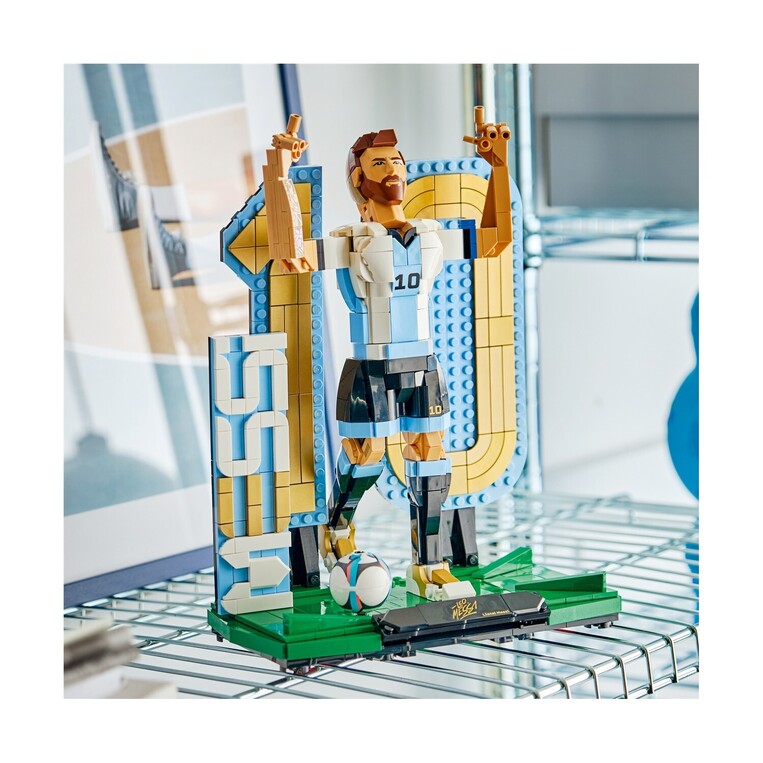 LEGO Lionel Messi Football Legend - 43015