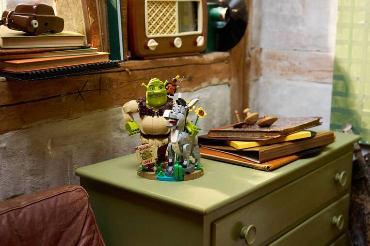 LEGO Shrek, Donkey & Puss in Boots - 72423