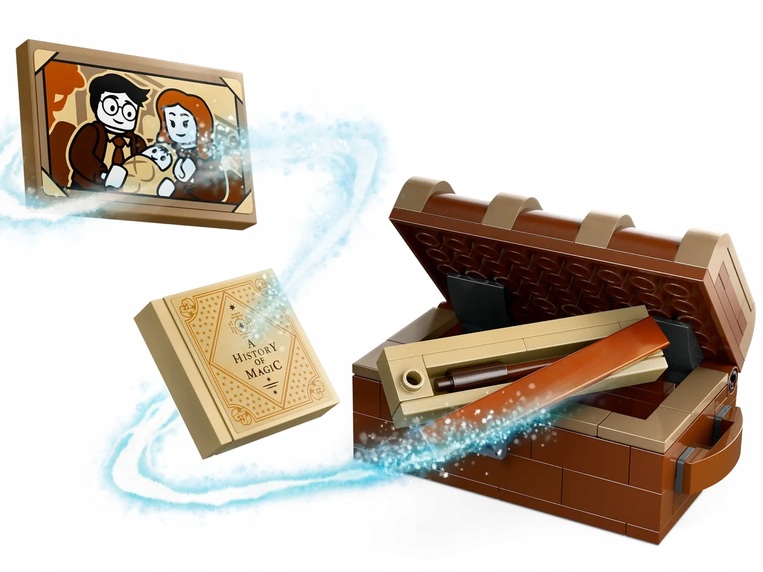 LEGO Harry Potter Hedwig At 4 Privet Drive - 76425