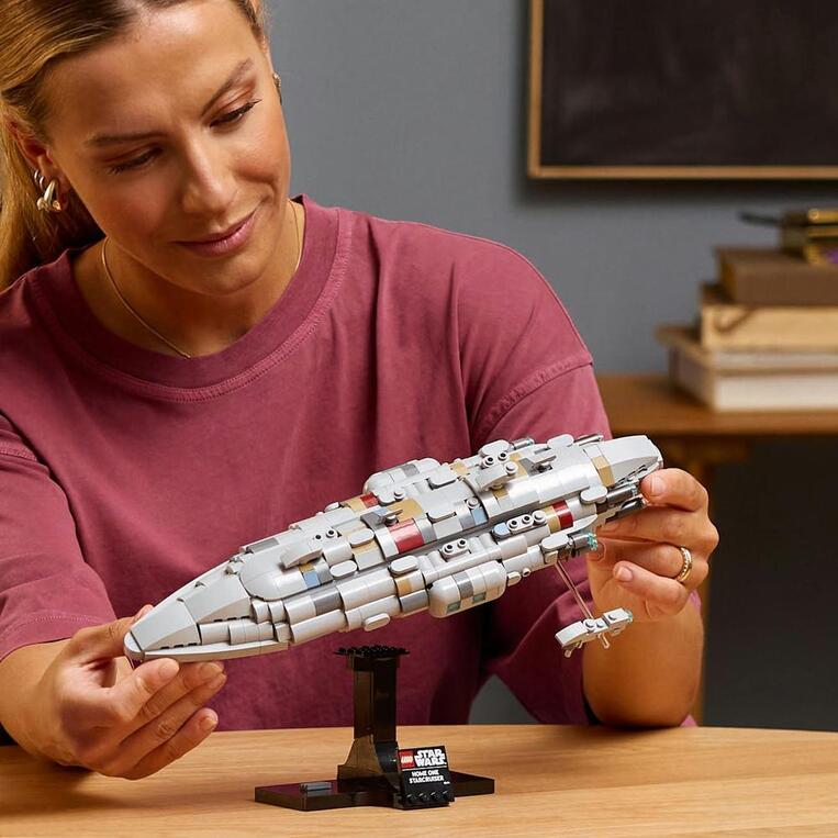 LEGO Star Wars Home One Starcruiser - 75405