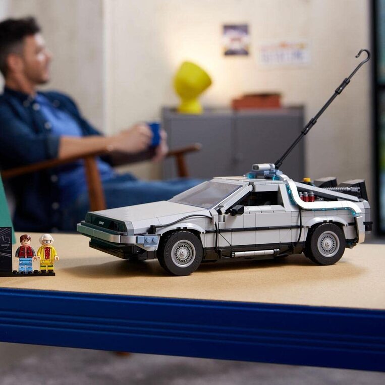 LEGO Back to the Future Time Machine - 10300