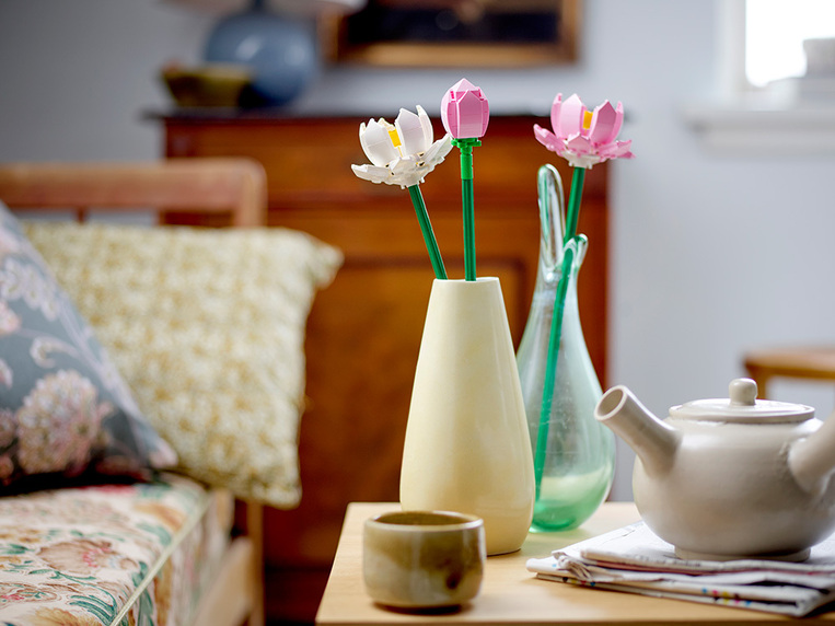 LEGO Lotus Flowers - 40647