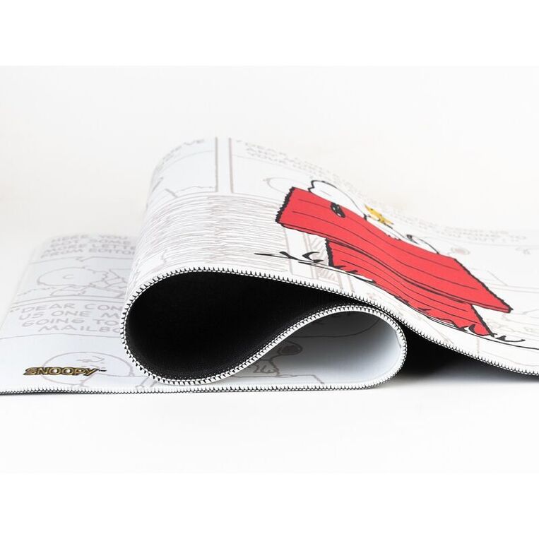 Snoopy Gaming Desk Mat - MGGE054