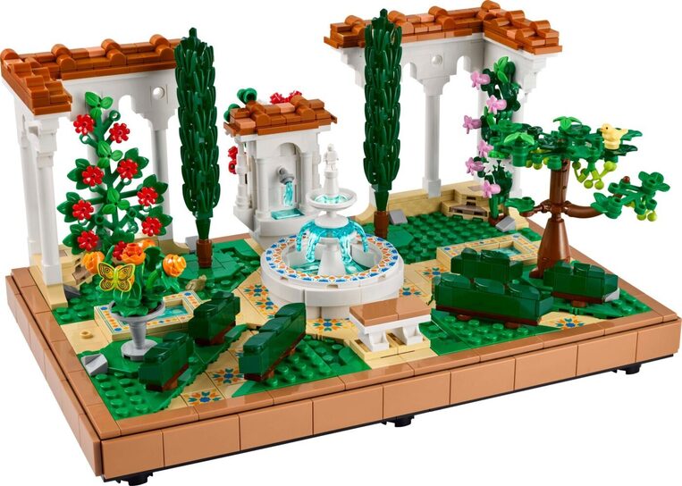 LEGO Icons Fountain Garden - 10359