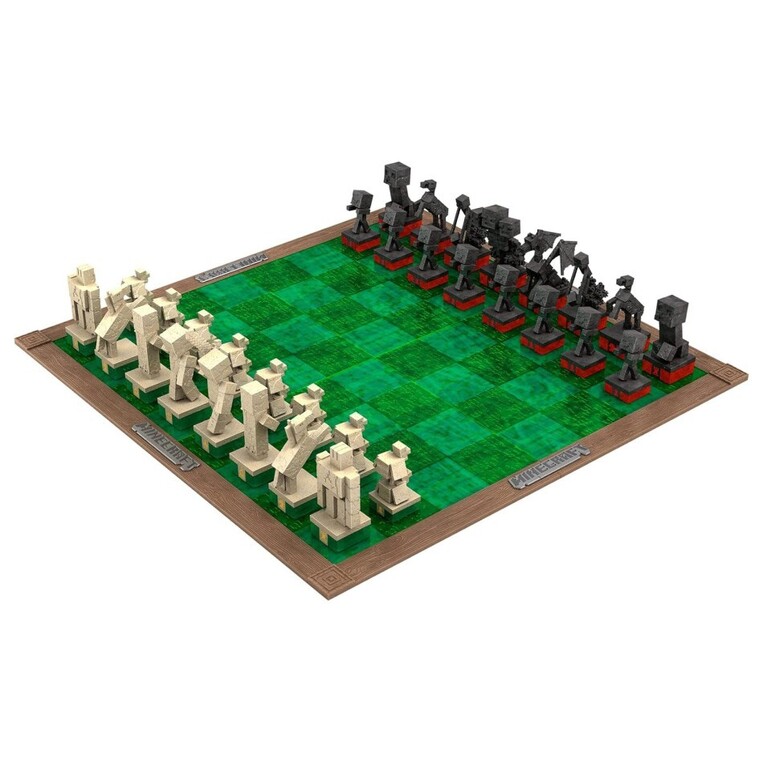 Minecraft Chess Set Overworld Heroes vs. Hostile Mobs - NN3726