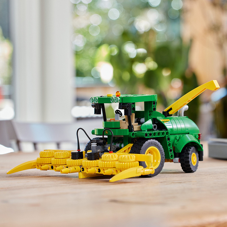 LEGO Technic John Deere 9700 Forage Harvester - 42168