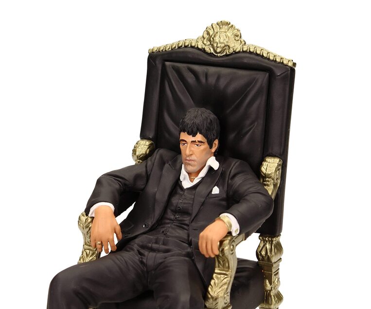 Scarface: Sitting Tony Montana PVC Statue - SD27515