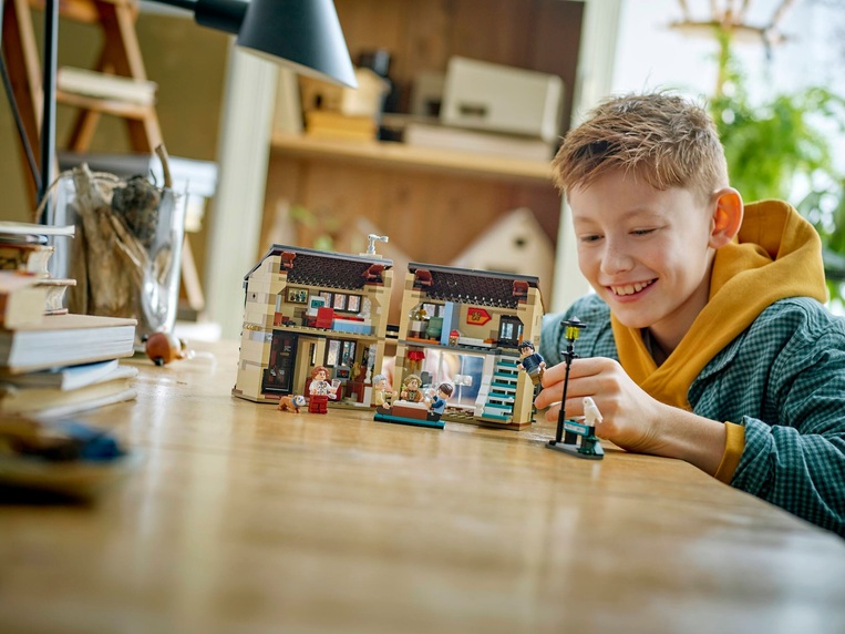 LEGO Harry Potter Privet Drive Aunt Marge's Visit - 76451