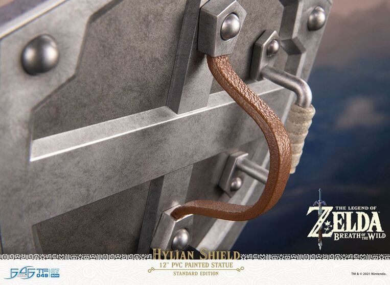 The Legend of Zelda Breath of the Wild PVC Statue Hylian Shield Standard Edition 29 cm - F4FBOTWHS