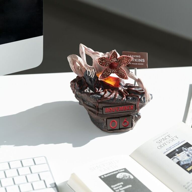 Stranger Things Demogorgon 3D Perpetual Calendar - CP3D18