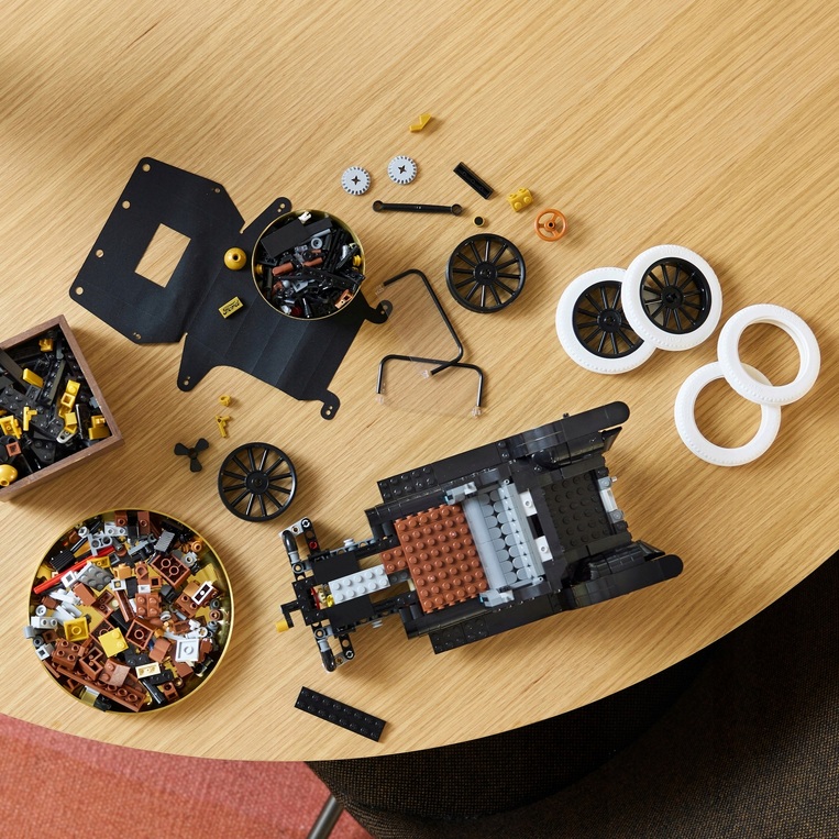 LEGO Icons Ford Model T - 11376