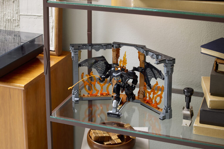LEGO Lord of the Rings Balrog Book Nook - 10367